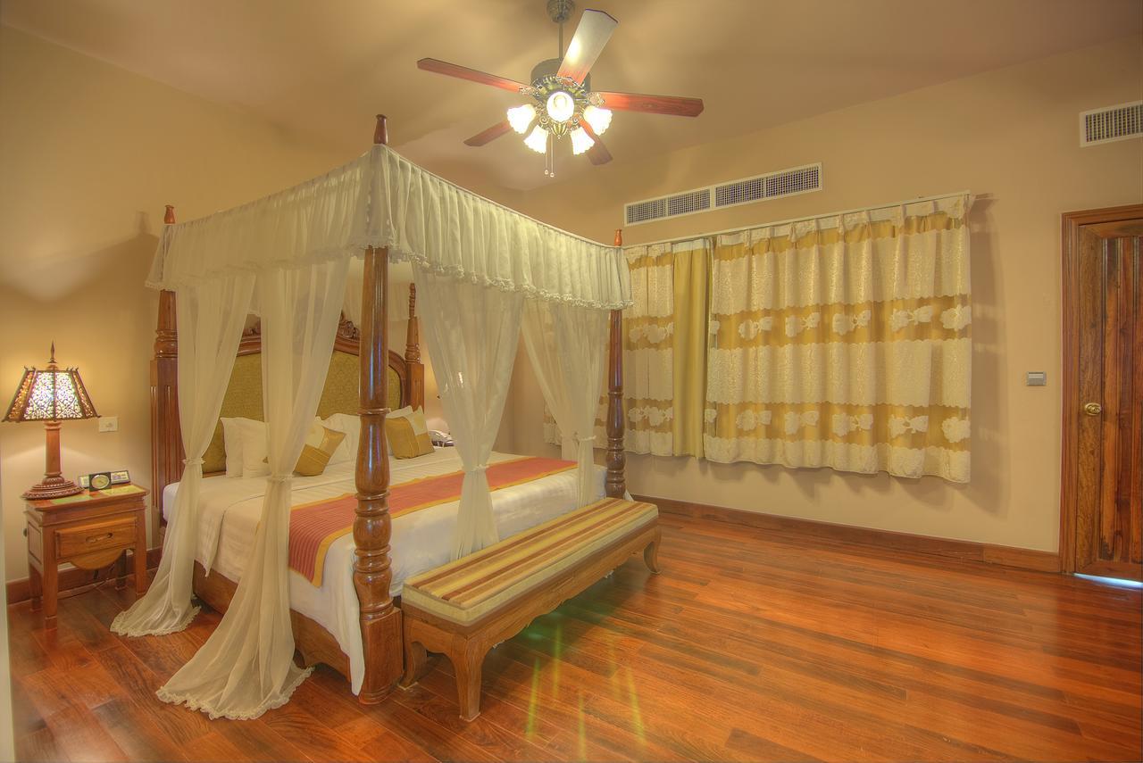 Bayon Era Hotel Сиемрип Экстерьер фото